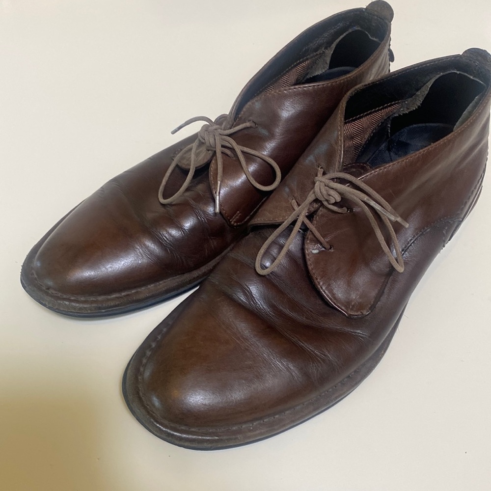 Leather Chukka boots